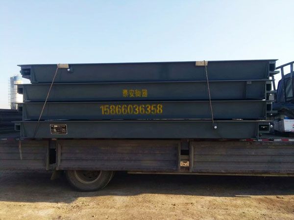 地磅發(fā)貨現(xiàn)場